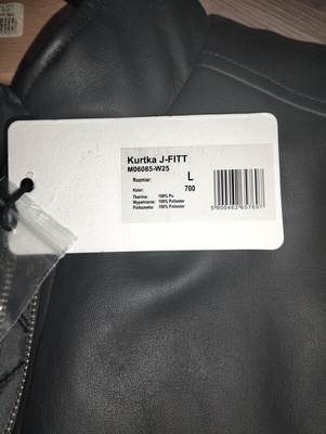 Elbląg Kurtka skórzana, wzrost 180cm. obw.120cm. - 200zł.
Spodnie Jeans, wzrost182 cm. pas.92cm. - 100zł.