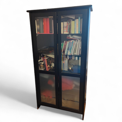 Elbląg Oddam za darmo witrynę. Wymiary:
wysokość - 190
szerokość dół/góra - 96/103
głębokość zewn. /wewn. -