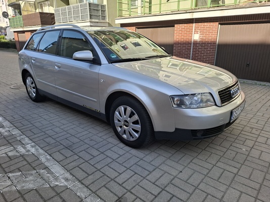 Elbląg AUDI A4    1.6 Benzyna2003 RokStan Wzorowy