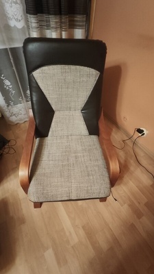 Elbląg Do sprzedania wygodny fotel wypoczynkowy typu finka zakupiony swego czasu w salonie Black Red White. Fotel ma