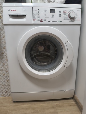 Elbląg Pralka Bosch Maxx 6 VarioPerfect WAE2036EPL Używana, sprawna. 
Wymiary 59 x 57cm 
Sprawdzona marka i wysoka
