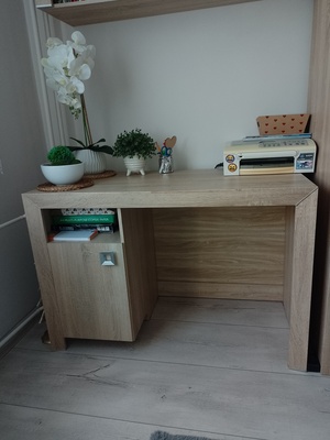 Elbląg Sprzedam biurko dab sonoma kaspian. wym. 120/80/59.cens 200zl.