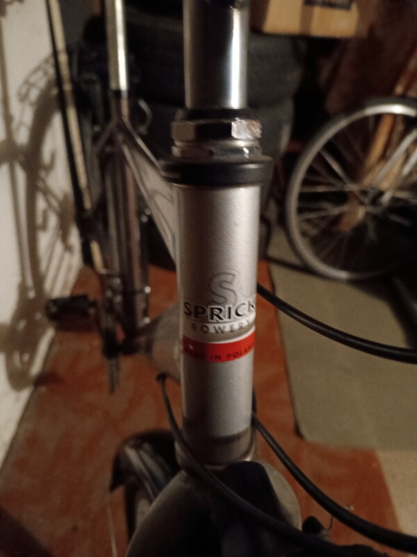 Elbląg Sprzedam używany rower męski. Mało używany. Ostatnie trzy lata był w ogóle nie używany. Stan widoczny jest na