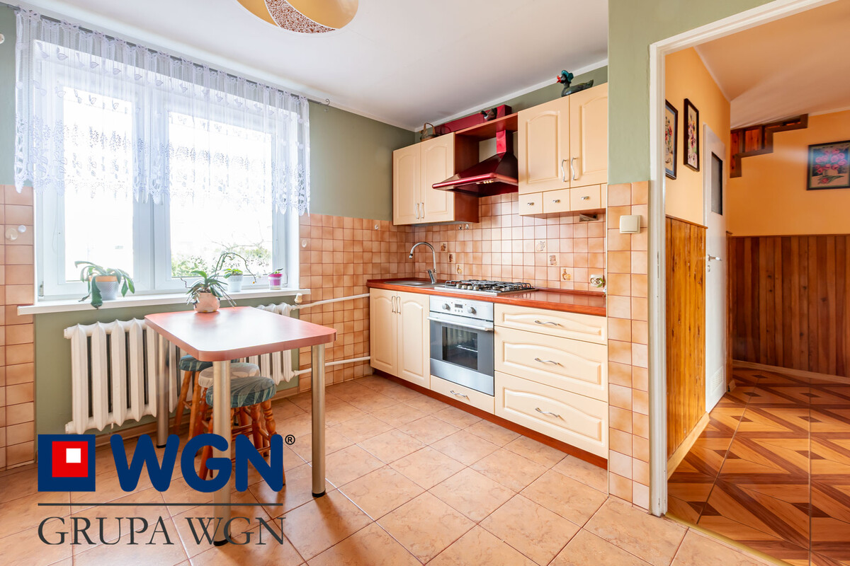 Elbląg WGN Nieruchomości oddział Elbląg prezentuje Państwu na sprzedaż słoneczny dom o powierzchni 200 m2 z