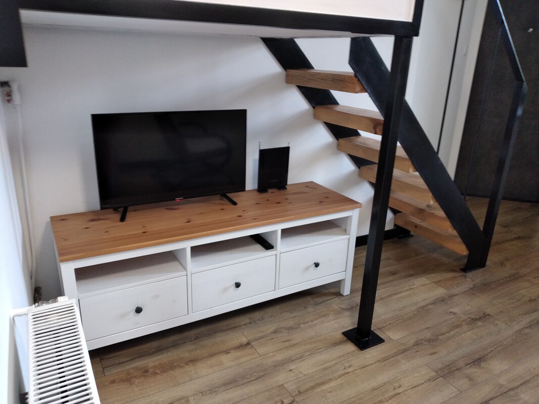 Elbląg Do wynajęcia samodzielne bezczynszowe mieszkanie typu studio w zabytkowej kamienicy