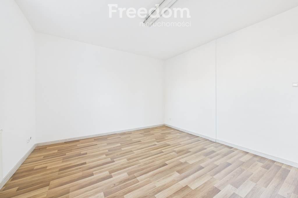 Elbląg FREEDOM NIERUCHOMOŚCIWynajmę lokal użytkowy - Gronowo górne, Berylowa. Do wynajęcia oferujemy świeżo
