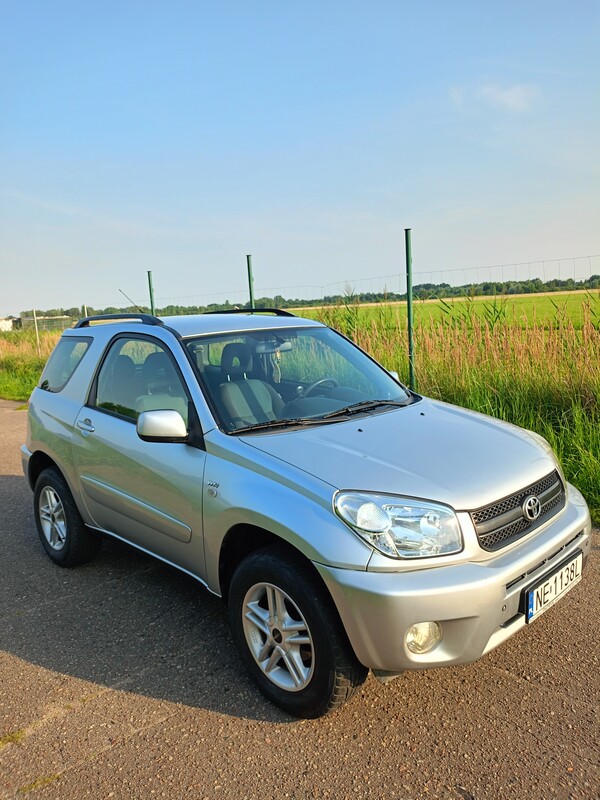 Elbląg Sprzedam Toyotę RAV4 2004r 1.8 Benz. 125Km przebieg 166700 z klimatyzacją.