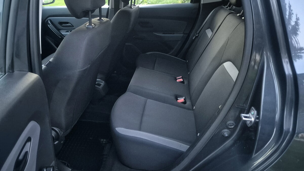 Elbląg Dacia Duster 1.6i 115KM produkcja 2019NawigacjaPodgrzewane FoteleCzujniki Cofania100% Oryginalny Przebieg100%