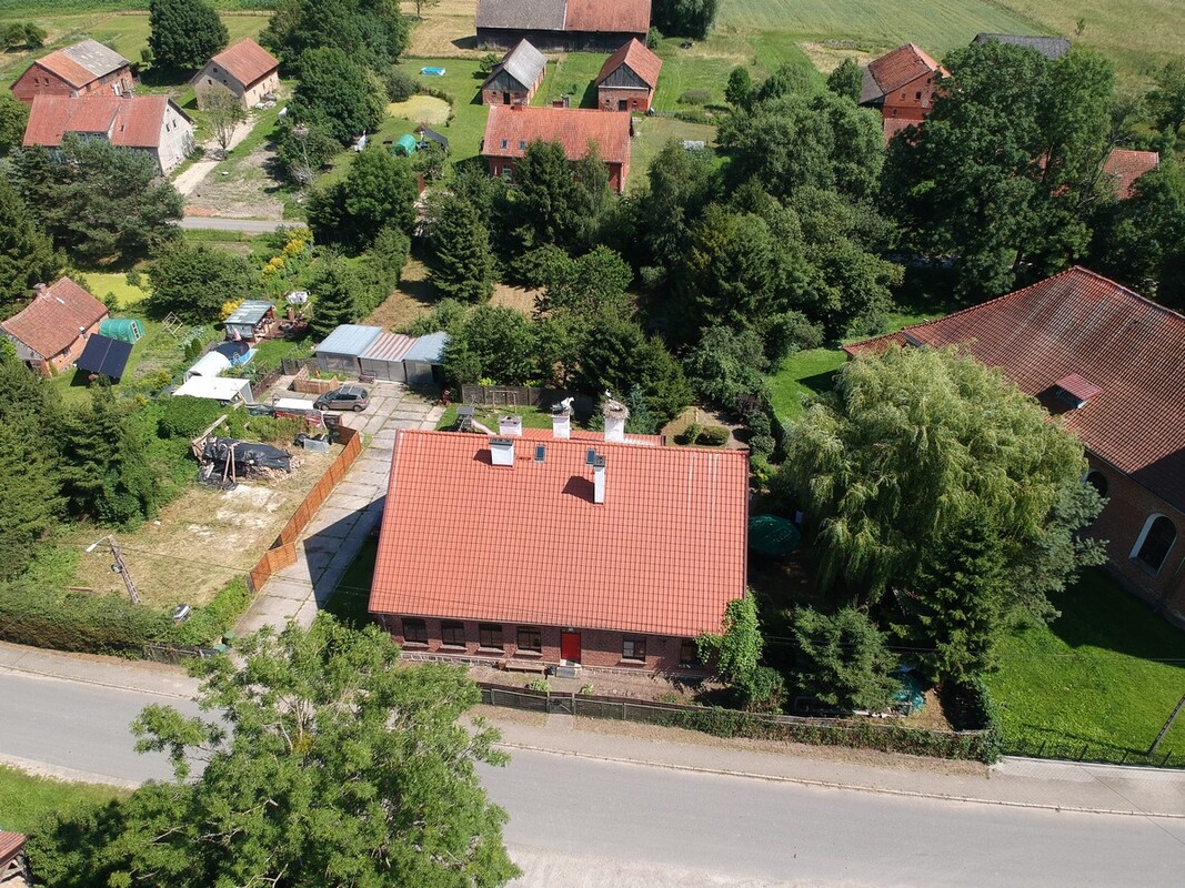 Elbląg SZULC & SZULC BIURO NIERUCHOMOŚCI NA SPREDAŻ Mieszkanie - Osiek gmina Godkowo Powierzchnia: 195 m2