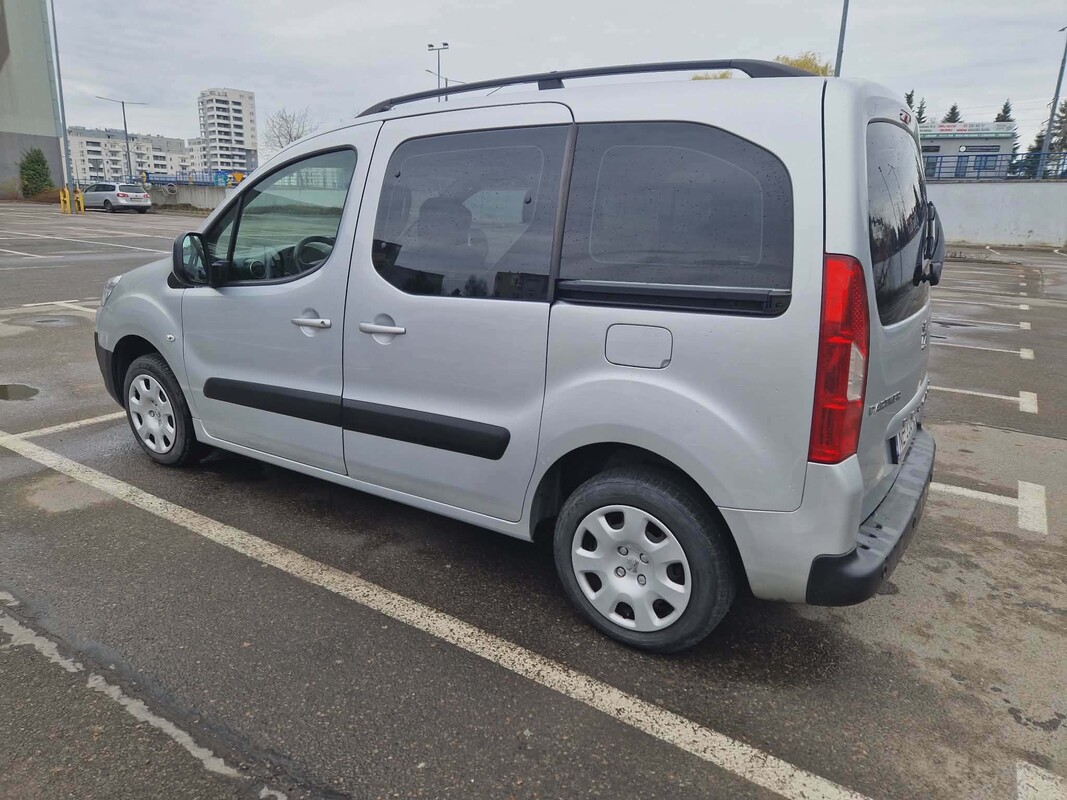 Elbląg Peugeot Partner Tepee 1,6 Benzyna | stan bardzo dobry | ważne opłaty