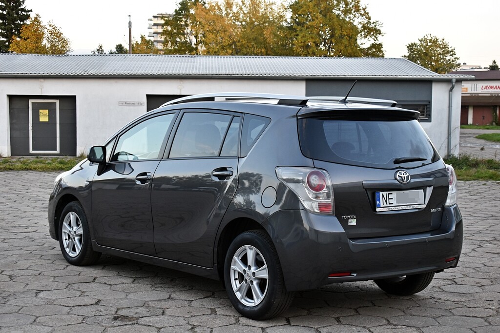 Elbląg . TOYOTA VERSO II 2009 ROKWersja 7-osóbSkrzynia manualna 6 biegówSalon PolskaSilnik 2.0 na łańcuszku rozrząduAuto