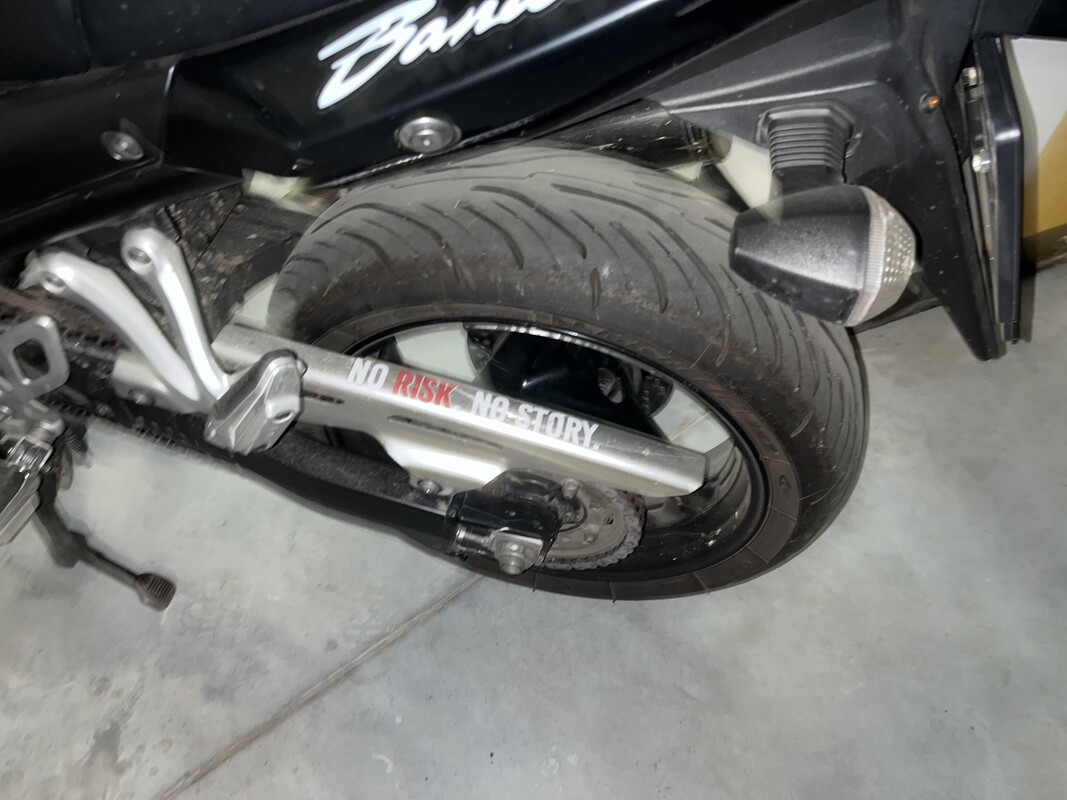 Elbląg Duży serwis dwa sezony temu. 3 właścicielw kraju. kupiony w polskim salonie.
Do motocykla dorzucam kufer i
