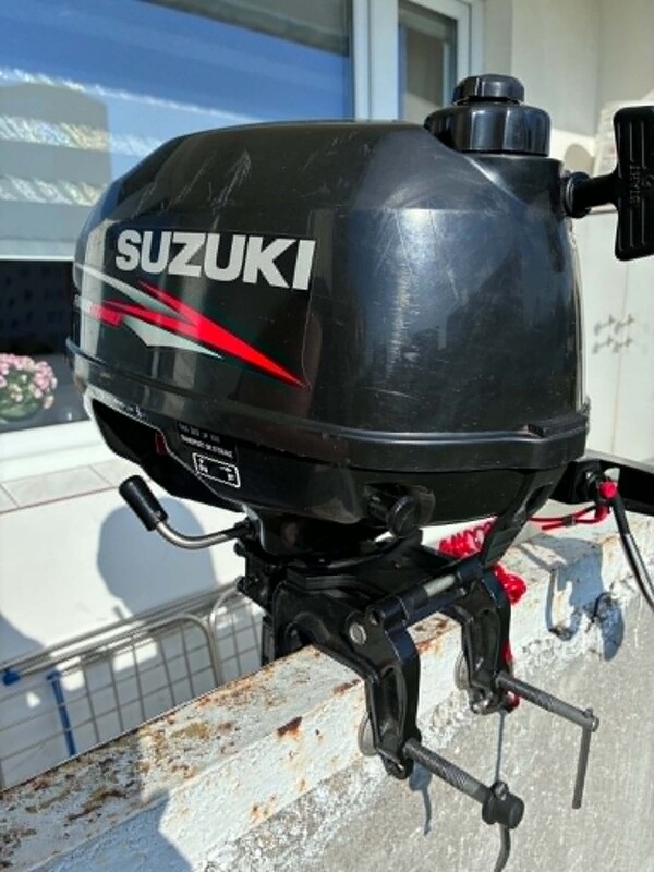 Elbląg 🌊 Sprzedam Ponton BARK + Silnik Suzuki 2,5KM – Komplet gotowy do pływania! 🚤Długość: 3 m