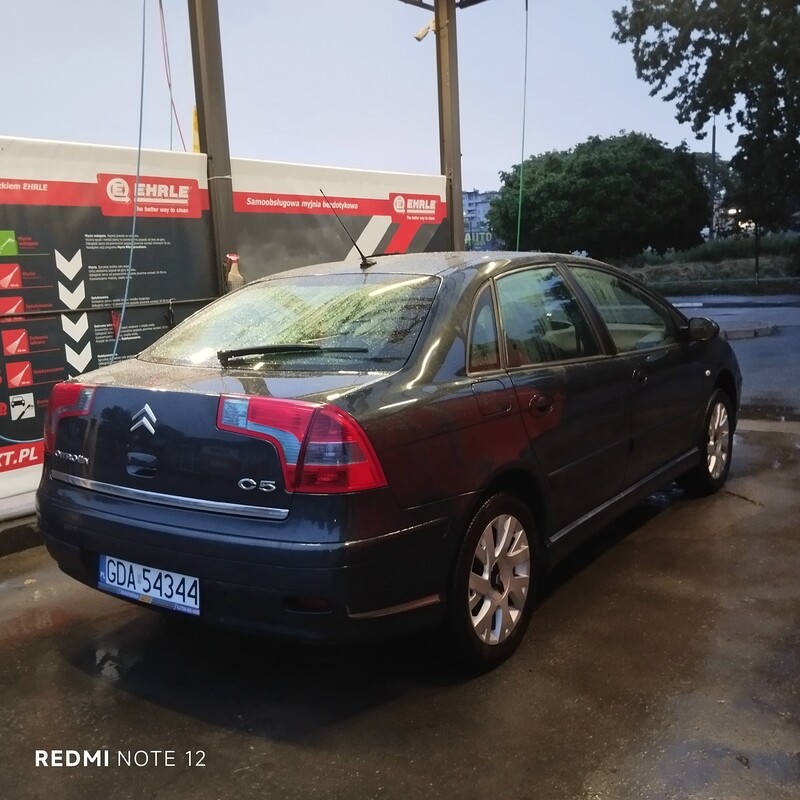 Elbląg Sprzedam CITROENA C5 - WERSJA EXCLUSIVE !. Kolor: Grafitowo / Czarny z Doskonałym silnikiem DIESLA - 2.0 HDI.