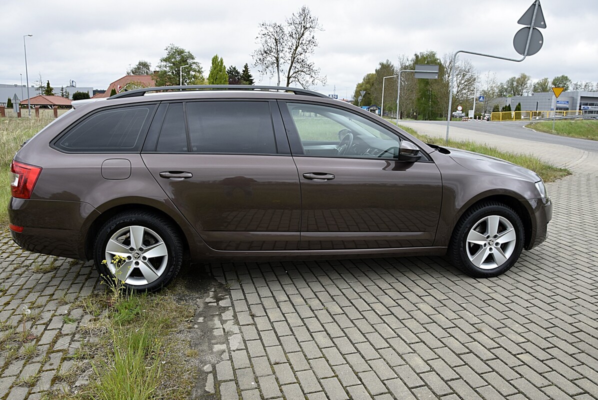 Elbląg Sprzedam samochód Skoda Oktavia 2014 rok, 2.0 Diesel, zakupiony w polskim salonie.
