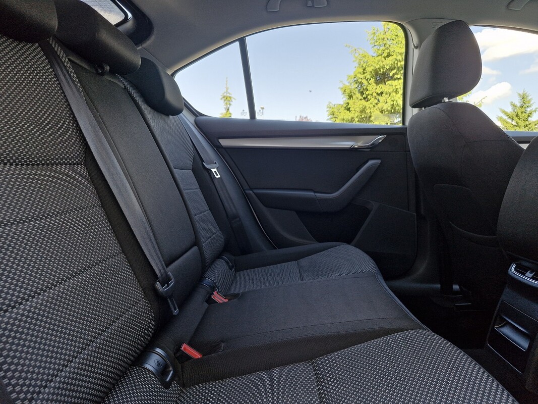 Elbląg Skoda Octavia1.6 TDI2017KlimatronikCzujniki parkowaniaKupiona w Polskim Salonie