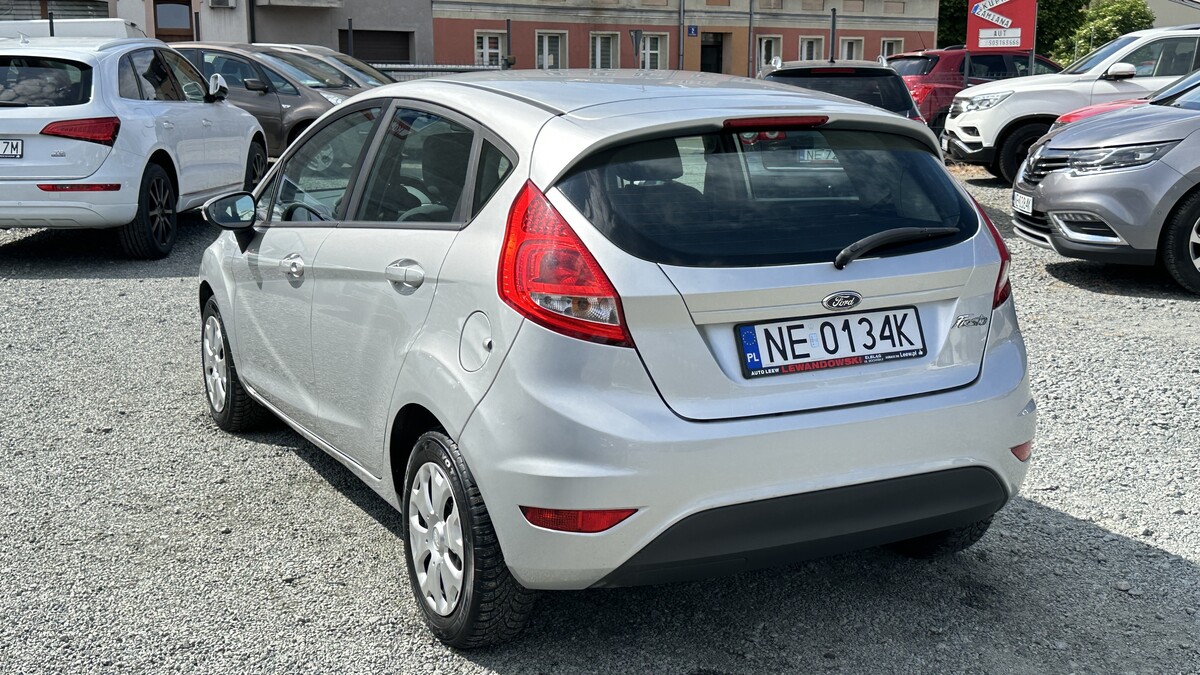 Elbląg Auto Leew LEWANDOWSKI Kupujemy i Sprzedajemy tylko dobre auta Za auta z Polskiego Salonu Płacimy Najwięcej FORD