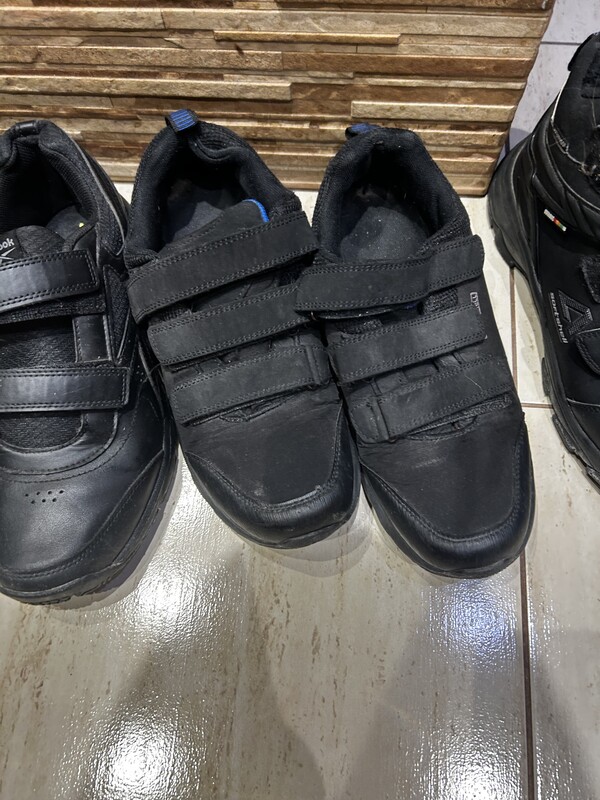 Elbląg Sprzedam buty zimowe ze zdjęcia w dobrym stanie rozmiar
Reebok rozmiar 44 a resztę to 43
Cena za sztukę