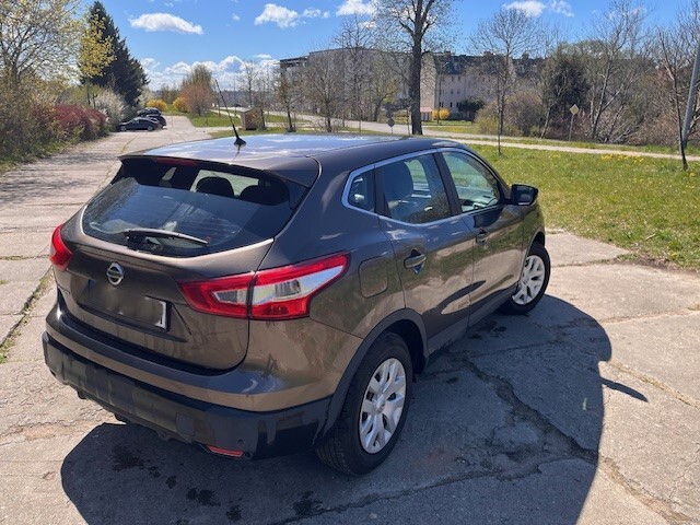 Elbląg Nissan Qashqai II 1.2 DIG-T | 2014 | Bogate wyposażenie | Komplet kół | Gotowy do jazdy