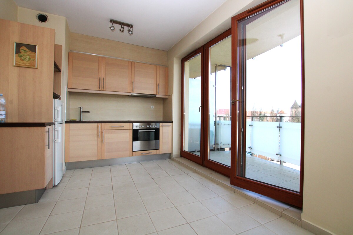 Elbląg NIERUCHOMOŚCI ANNA KRASZEWSKA&nbsp; Mieszkanie 2-pokojowe w&nbsp; apartamentowcu&nbsp; z windą&nbsp; ul.1 Maja,