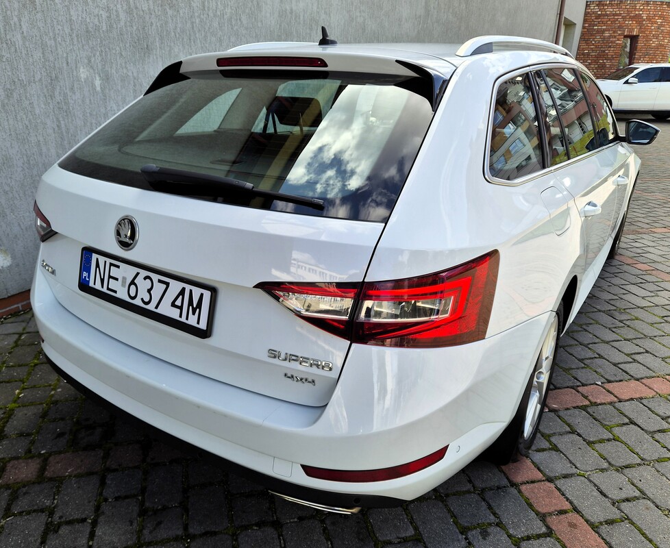 Elbląg Skoda SuperB 2,0Benzyna 272Km 2019Rok DSG Automatyczna Skrzynia 4X4-Elektryczne Szyby Abs Radio Sprawna