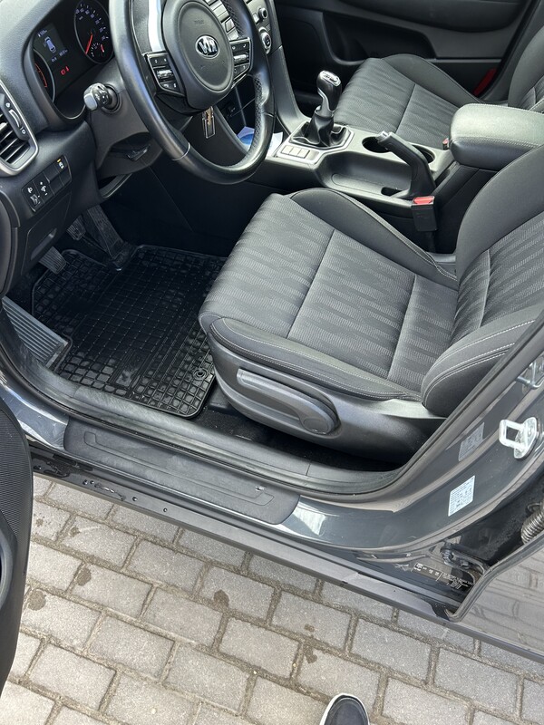 Elbląg Witam do sprzedaży Kia sportage 1.6 benzyna rocznik 2019 mały przebieg 68000 tys stan wizualny i techniczny