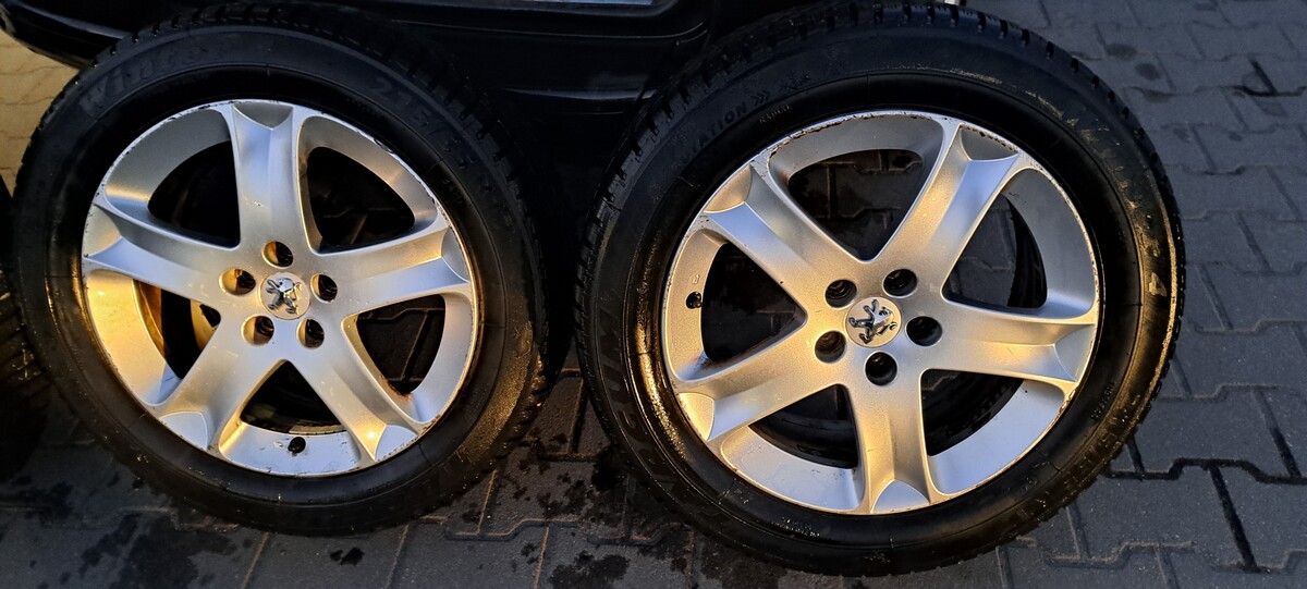 Elbląg Odsprzedam cztery Alu felgi 17 do CITROENA / PEUGEOTA. ( Opony 215 / 55 R 17,stan bardzo dobry, nalewki,