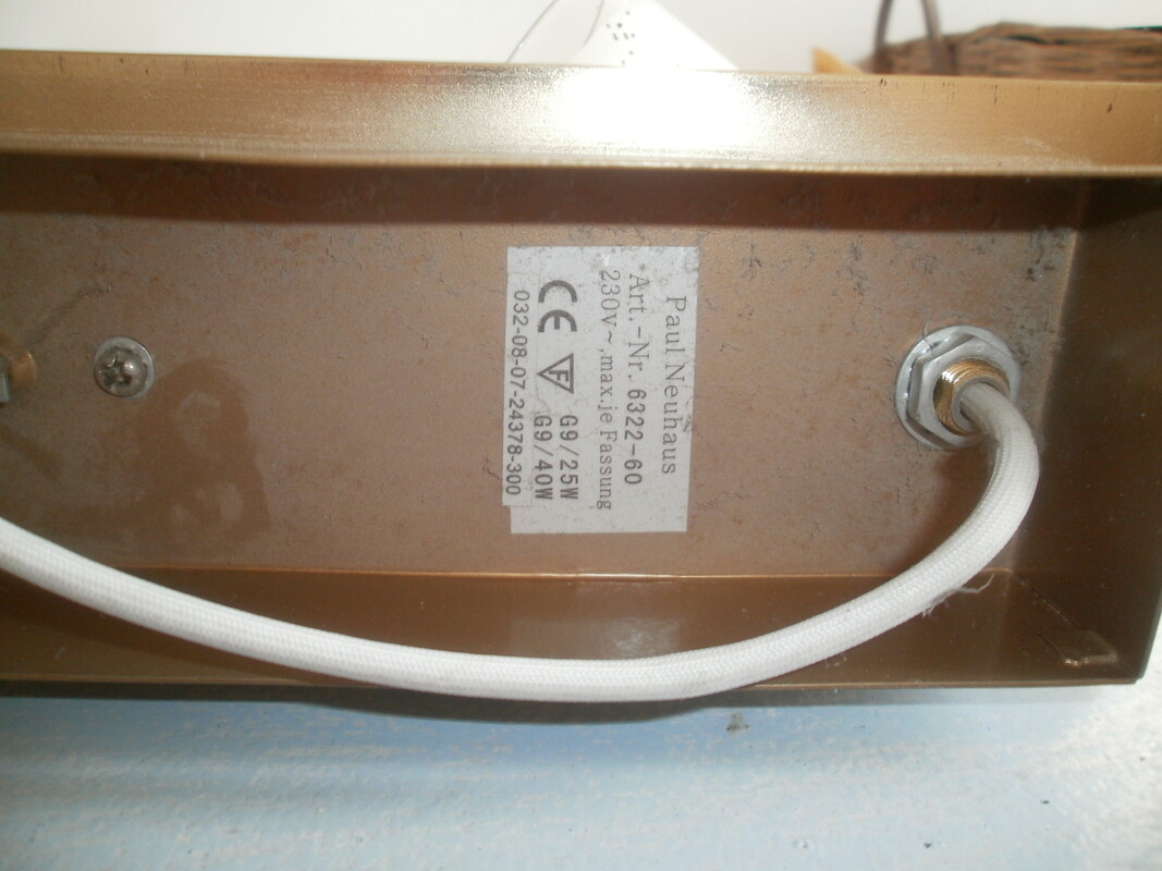 Elbląg Dzień dobry:)
Mam do odsprzedania
Lampę/żyrandol Italux z satynowanego metalu w idealnym stanie, na żarówki z