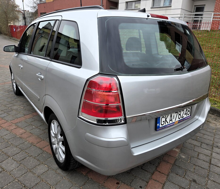 Elbląg Opel Zafira B 1,6Benzyna Gaz 105KM 2008Rok 7-Osobowa Gaz Ważny Do 2035r-Klimatronik Poduszki