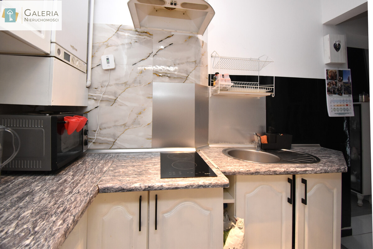 Elbląg GALERIA NIERUCHOMOŚCIZ pasji i miłości do nieruchomościNa sprzedaż: Dwa pokoje z prywatnym wejściem i