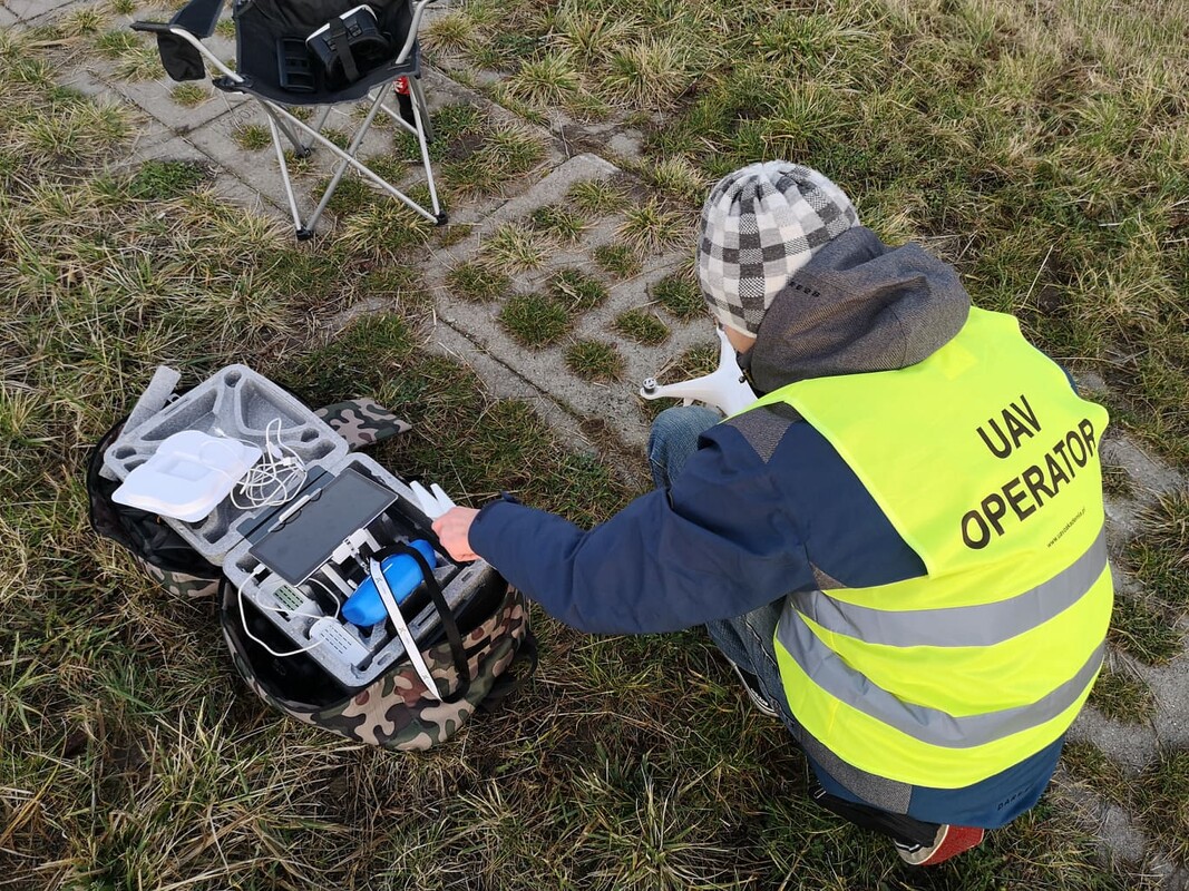 Elbląg PSW – Kompleksowe i Bezpieczne Usługi Wysokościowe z Wykorzystaniem Technik Alpinistycznych:Mycie,