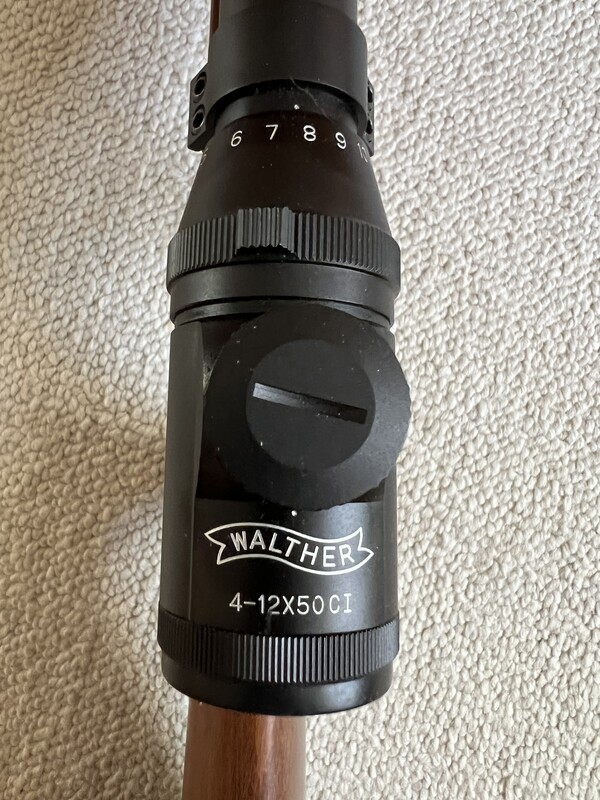 Elbląg Sprzedam doskonałą Niemiecką wiatrówkę Weihrauch HW 57 kal.4,5mm, dolny naciąg, piękna drewniana osada, luneta