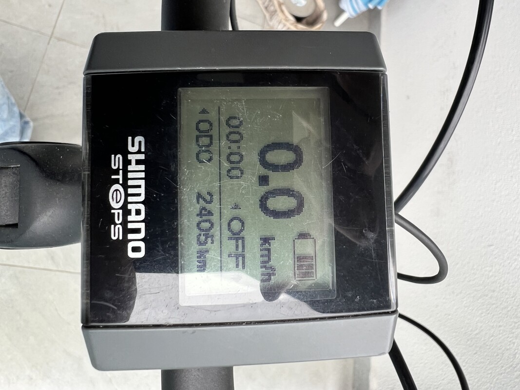 Elbląg Sprzedam rower elektryczny Gepida Reptila 900
Silnik centralny Shimano Steps
Bateria wystarcza na ponad 100km