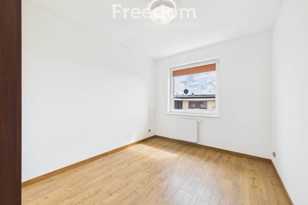 Elbląg FREEDOM NIERUCHOMOŚCIWynajmę mieszkanie - Elbląg, Nowogródzka. Komfortowy apartament z garażem i dużą