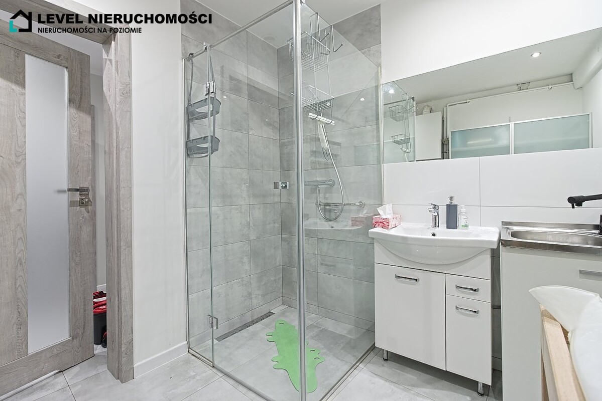 Elbląg LEVEL NIERUCHOMOŚCI Bezczynszowy lokal wolnostojącyul. Fredry105 m2 NIERUCHOMOŚCI NA POZIOMIE