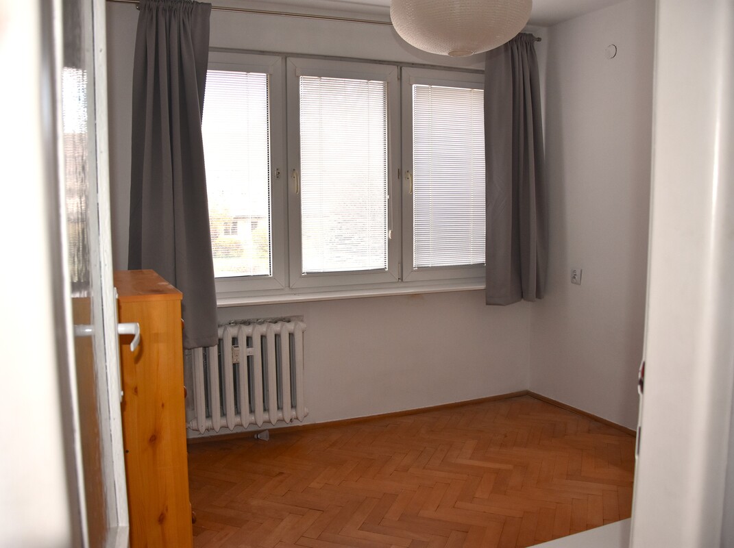 Elbląg ATUT NIERUCHOMOŚCI POLECA: ŚWIĄTECZNA PROMOCJA Trzy pokojowe mieszkanie w bloku na wysokim