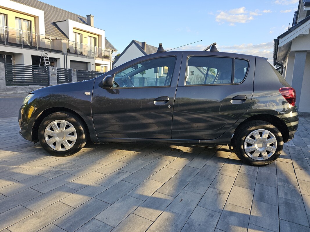 Elbląg DACIA SANDERO – Praktyczny kompakt z 2017 roku, idealny do codziennego użytkowania. Samochód w wersji SL