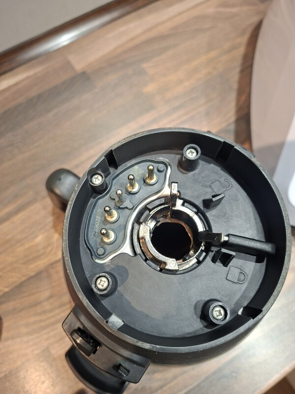 Elbląg Witam, mam do sprzedania robot kuchenny Monsieur Cuisine Smart potocznie zwany Lidlomixem lub Lidką;) Zakupiony