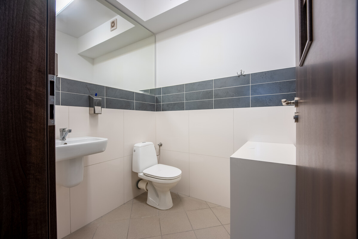 Elbląg LOKAL UŻYTKOWY 89,9 m² W CENTRUM ELBLĄGA – UL. HETMAŃSKANA SPRZEDAŻ LOKAL UŻYTKOWY O POWIERZCHNI