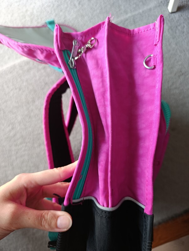 Elbląg Sprzedam dziewczęcy usztywniany plecak marki Kipling. Stan bardzo dobry, do odświeżenia małe zabrudzenia w