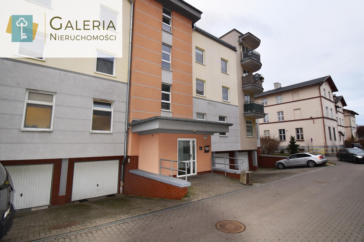 Elbląg GALERIA NIERUCHOMOŚCIZ pasji i miłości do nieruchomościNa sprzedaż: trzypokojowe mieszkanie z balkonem i