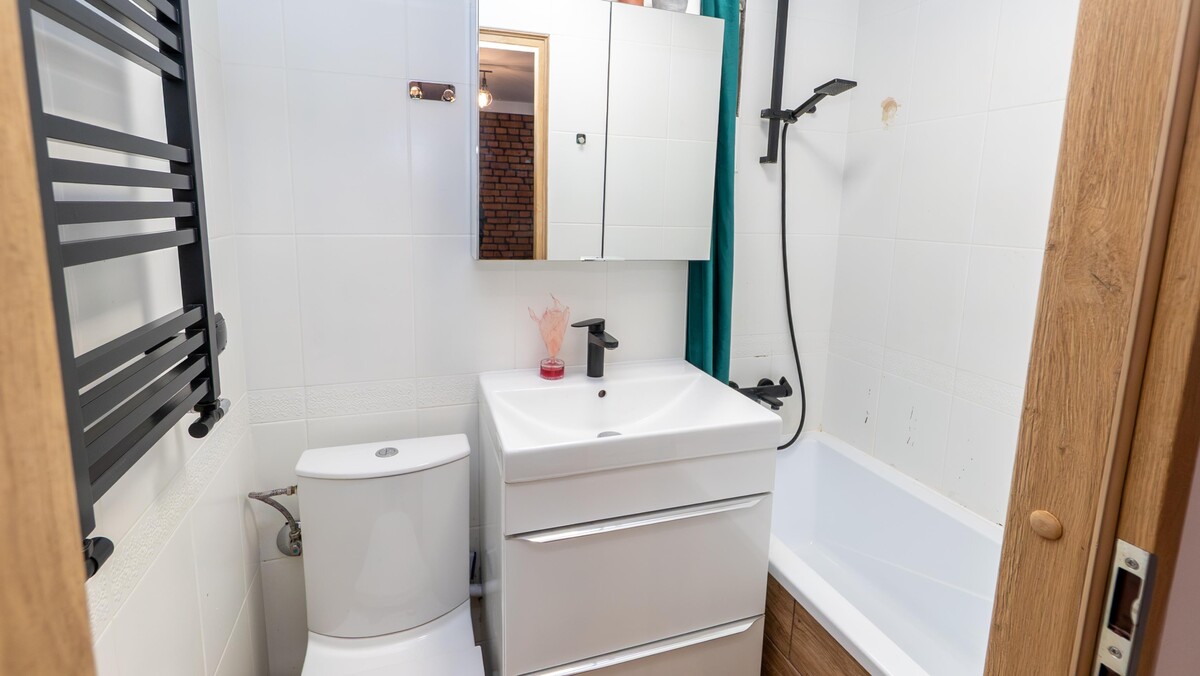 Elbląg   TO MY SPRZEDAJEMYNIERUCHOMOŚCI W TYM MIEŚCIEBIURO NIERUCHOMOŚCIAMERICAN HOMEFOR SALE - 2 POKOJE -