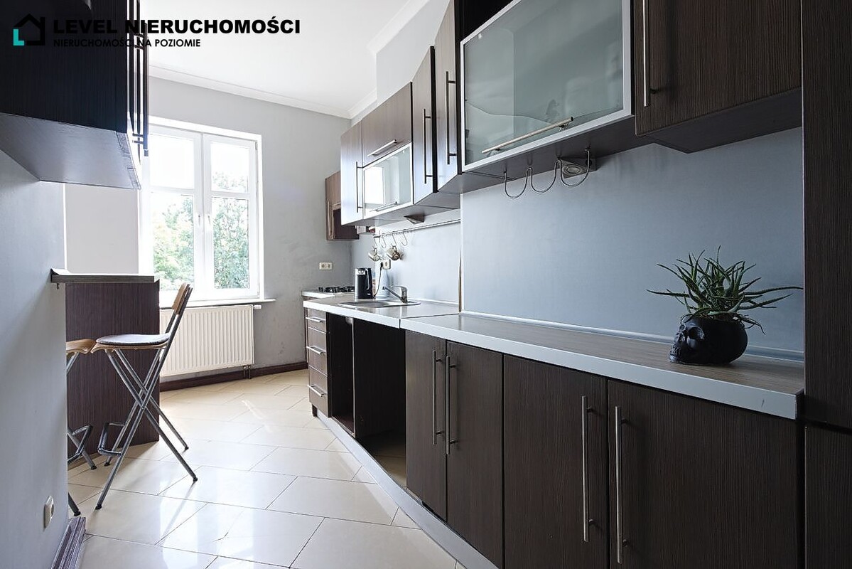 Elbląg LEVEL NIERUCHOMOŚCI Duże mieszkanie trzypoojoweul. Grobla Św. Jerzego80,40 m2 NIERUCHOMOŚCI NA
