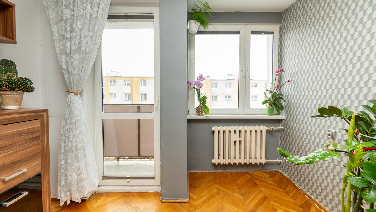 Elbląg TO MY SPRZEDAJEMYNIERUCHOMOŚCI W TYM MIEŚCIEBIURO NIERUCHOMOŚCIAMERICAN HOMEFOR SALE - 2 POKOJE -