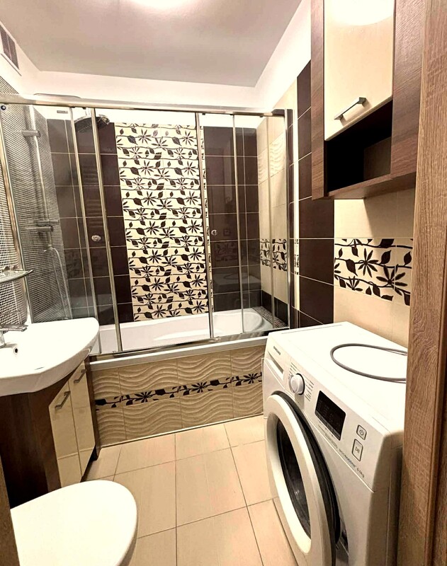 Elbląg 🏡 Do wynajęcia 2-pokojowe mieszkanie – Elbląg, ul. Kalenkiewicza
Oferuję na wynajem przytulne i funkcjonalne