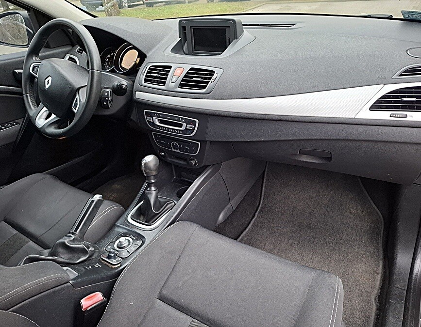 Elbląg RENAULT MEGANE1.4 BenzynaM - 2012Przebieg 164 tyś. kmNajbogatsze Wyposażenie Stan Wzorowy