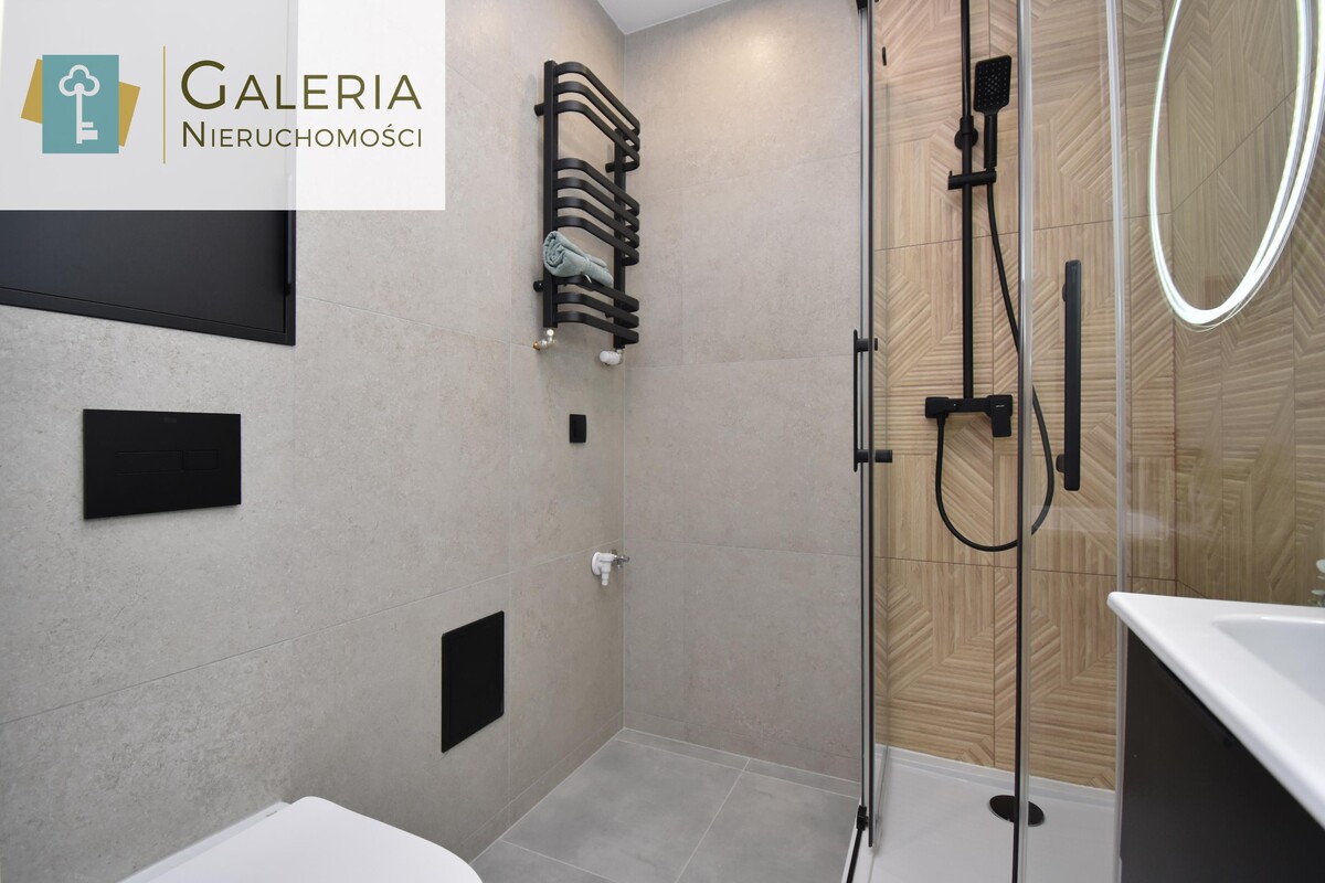 Elbląg GALERIA NIERUCHOMOŚCIZ pasji i miłości do nieruchomościNa sprzedaż: Trzypokojowe mieszkanie na ostatnim piętrze