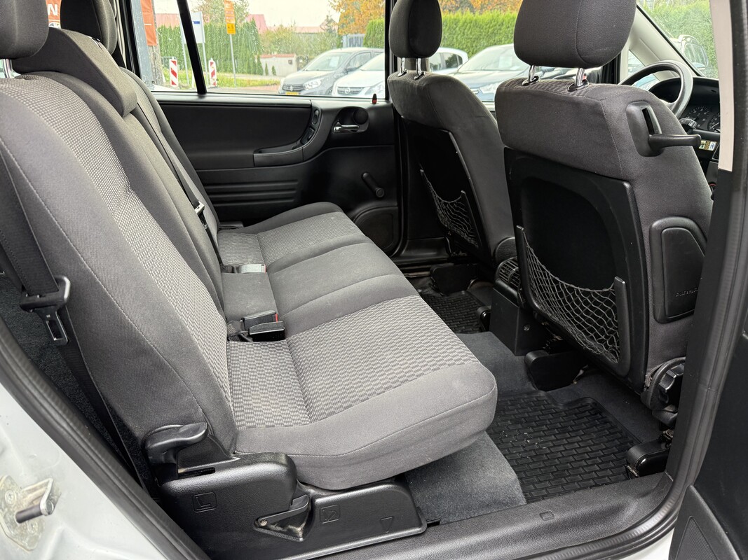 Elbląg Sprzedam
Opel Zafira 7 osobowy
2003 rok
2.0 diesel
100 koni
Klimatyzacja sprawna,
7 osobowy
El-szyby