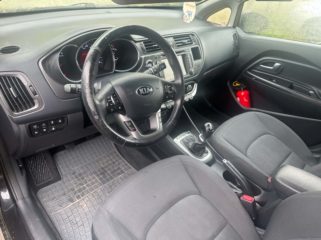 Elbląg Kia Rio III (2013) – Idealny na pierwszy samochód, bogate wyposażenie Silnik: 1.4 CRDI XL | Moc: 90 KM |