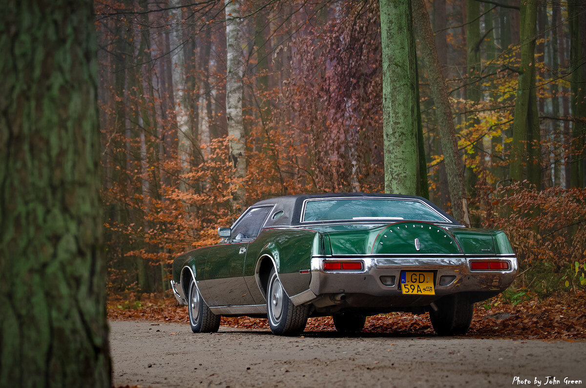 Elbląg Lincoln Continental Mark IV Coupe zielony klasyk